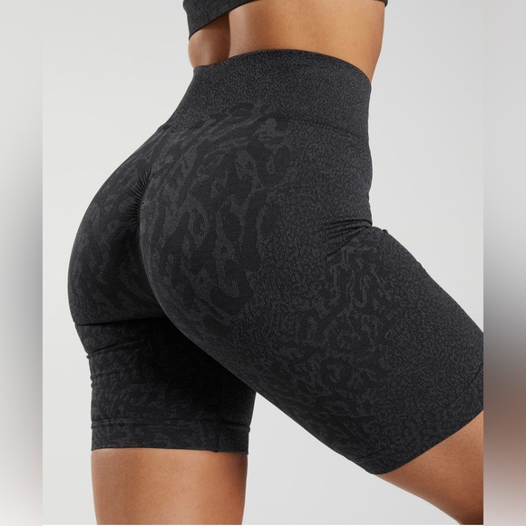 Gymshark Seamless Shorts - Picture 6 of 8